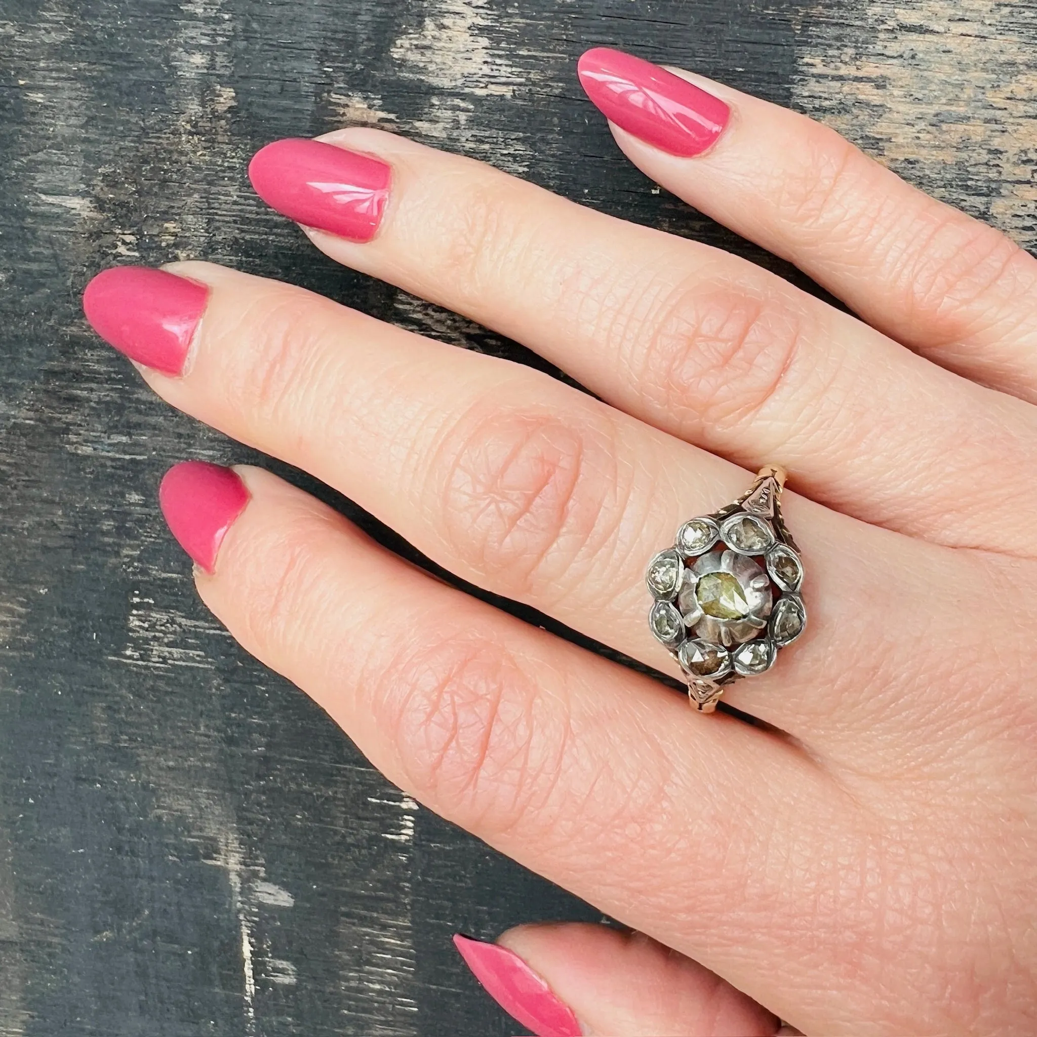 Alluring 18th Century Ring with Rose Cut Diamonds