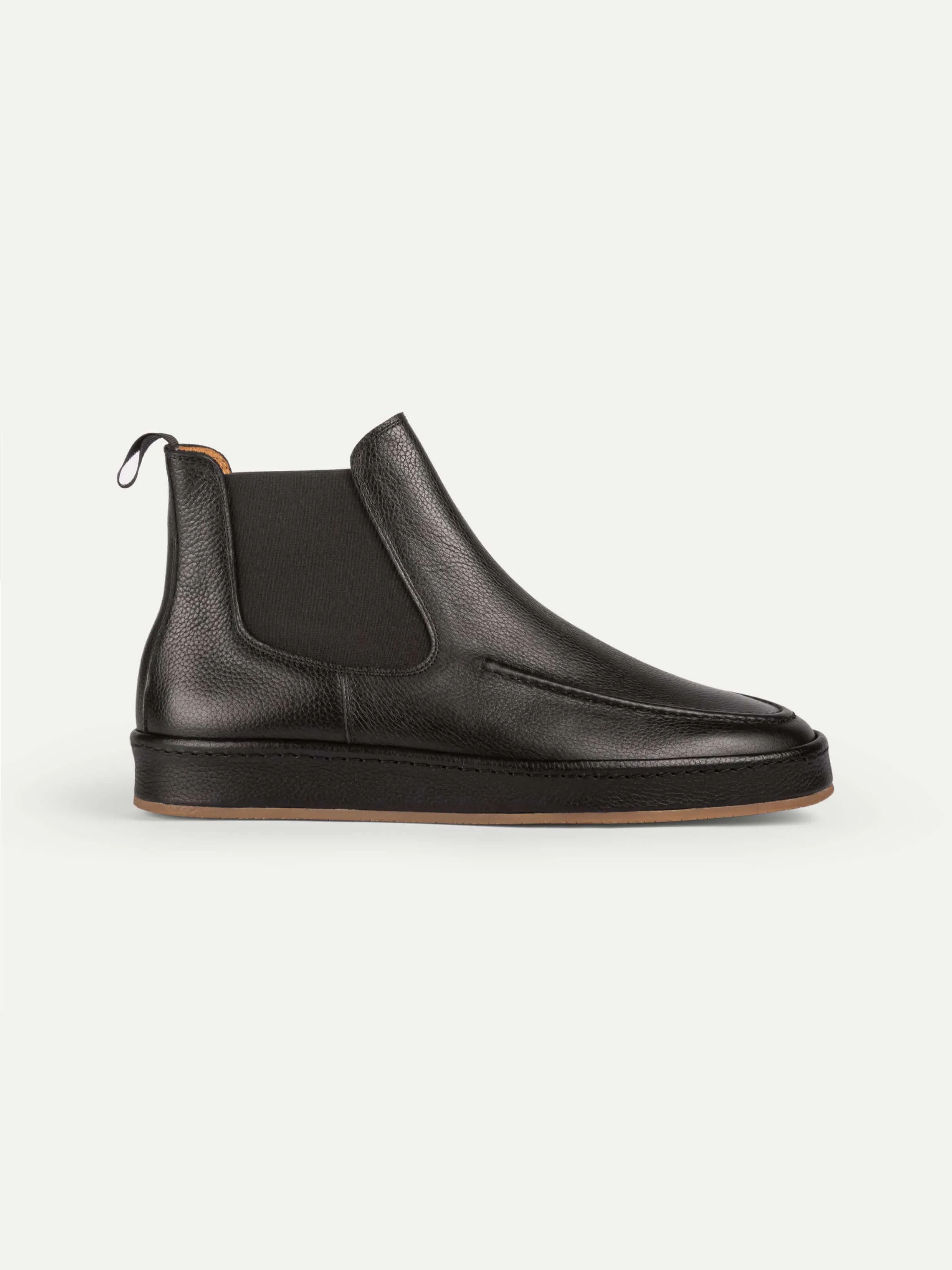 Black Grain Voyager Chelsea