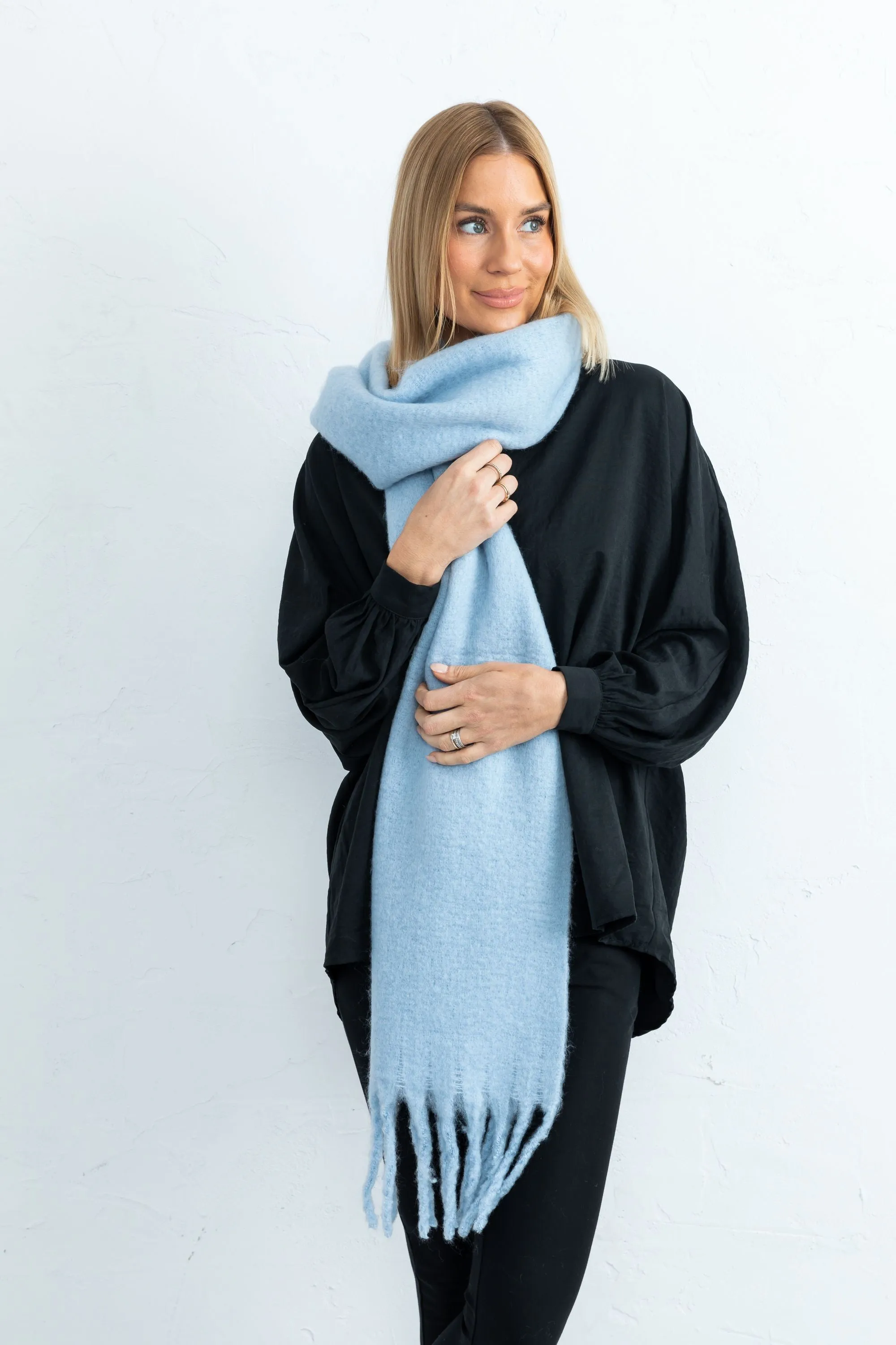 Cape Schnack Scarf (Ice Blue)