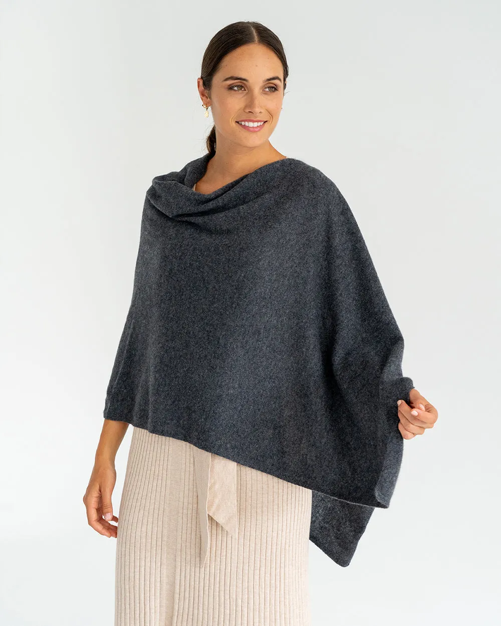 Cashmere Caplet - Charcoal