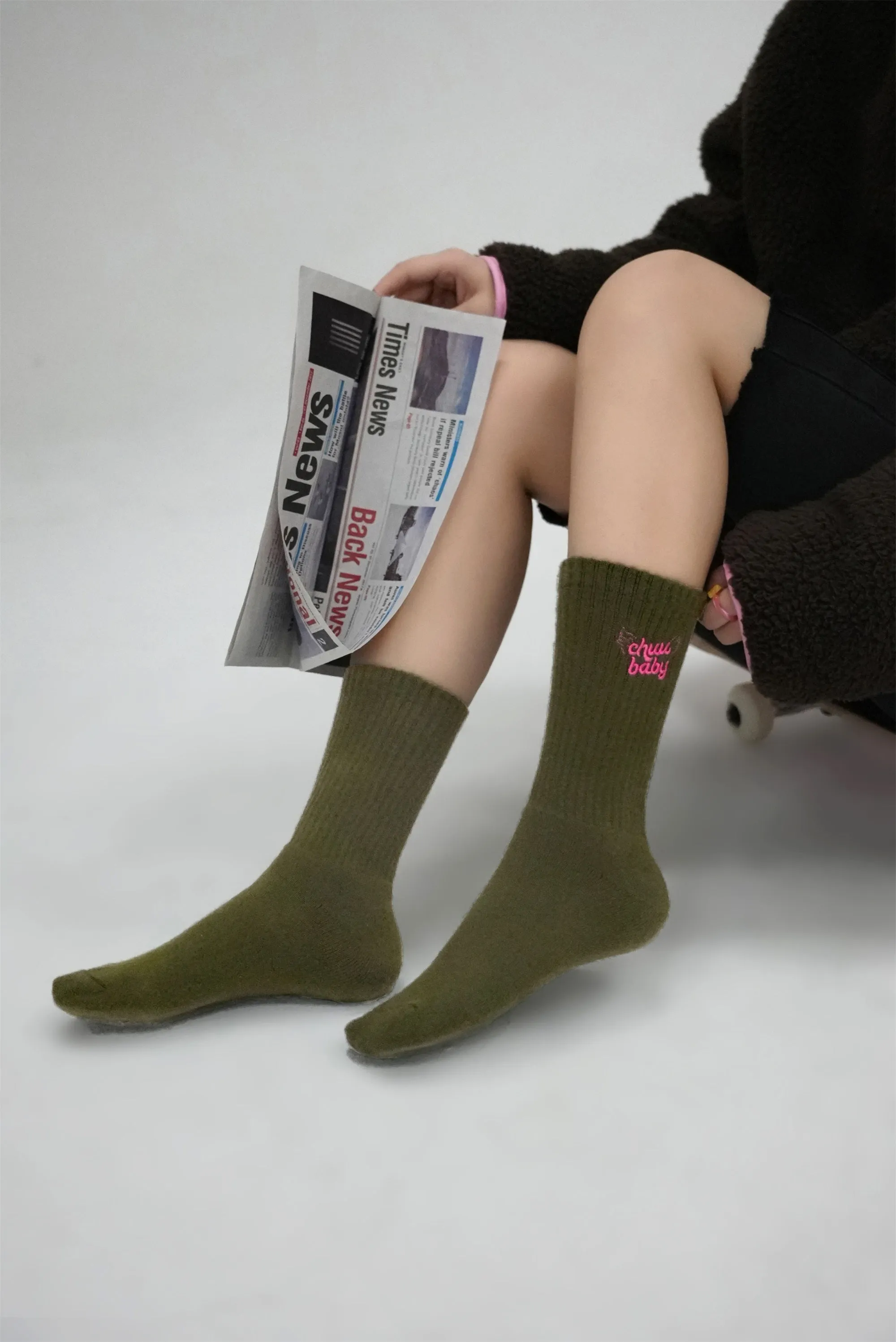 Chuu Lettering Embroidery Socks