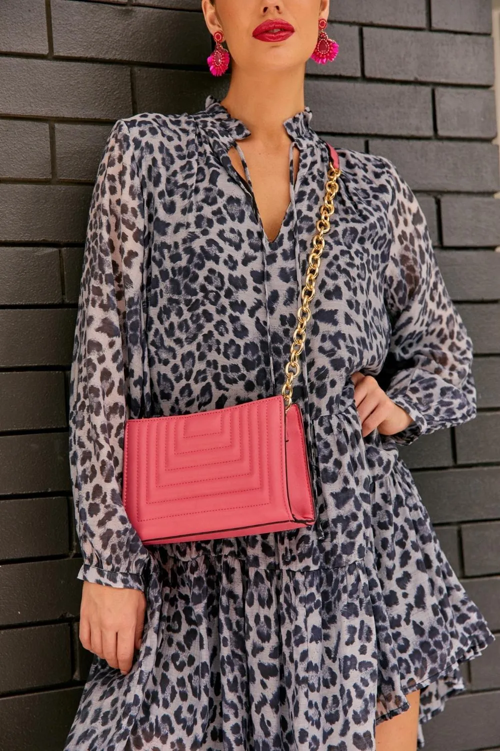 Clara Quilt Patterned Shoulder Bag | Hot Pink