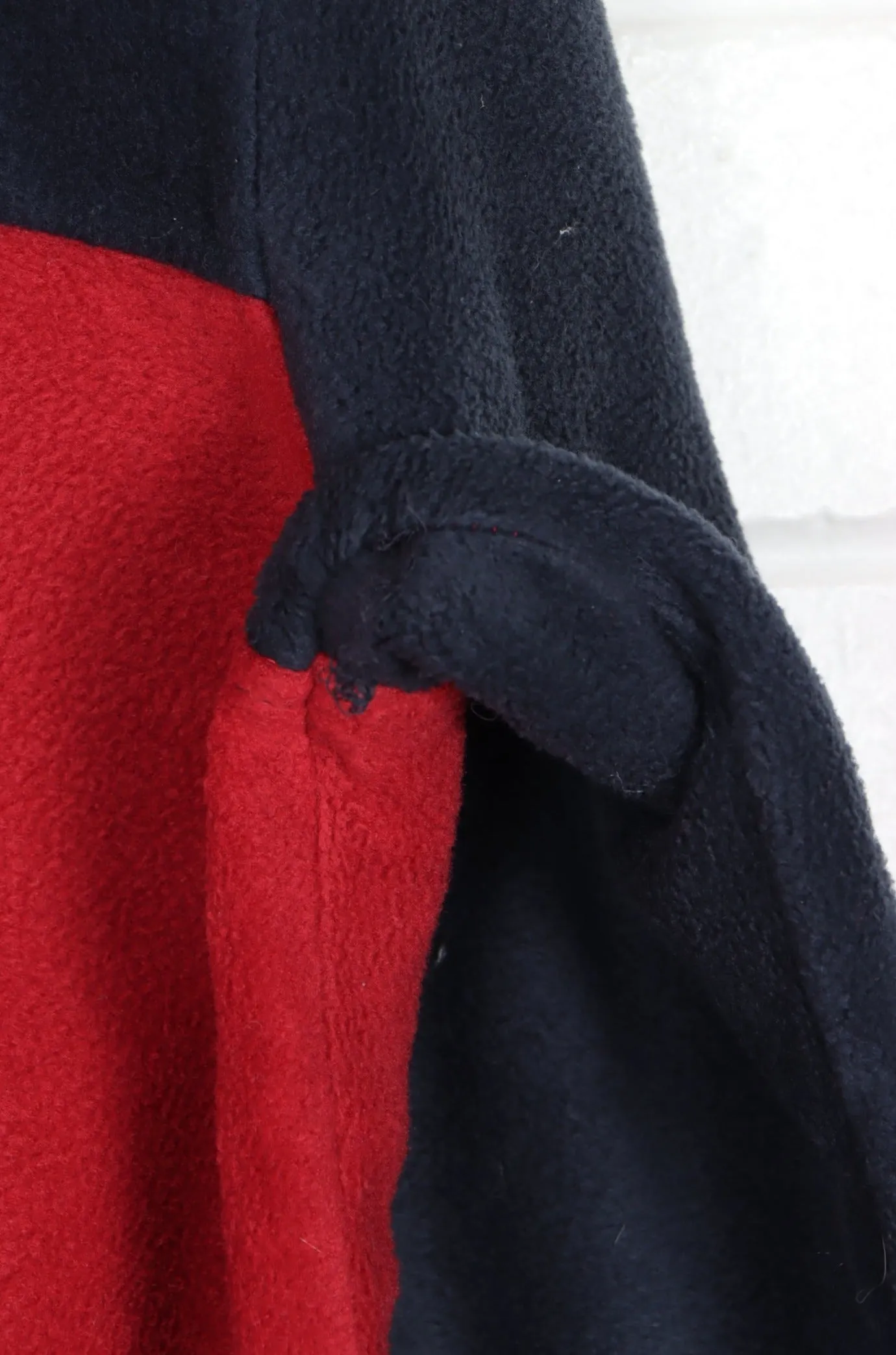 COLUMBIA Navy & Red Colour Block Fleece Jacket (L)