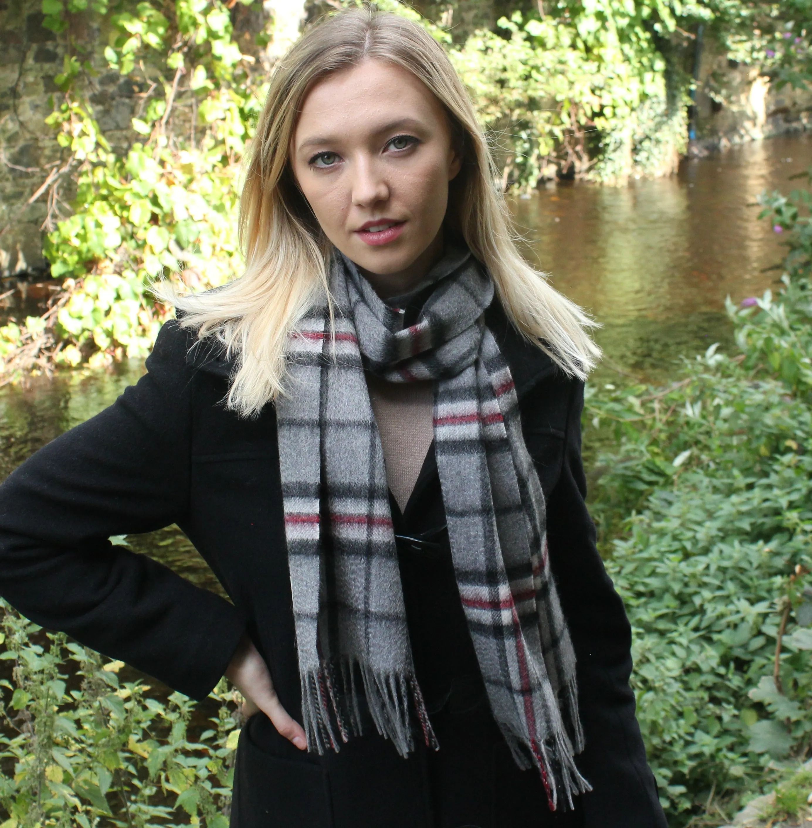 Glenmore 100% Lambswool Tartan Scarf - Royal Stewart