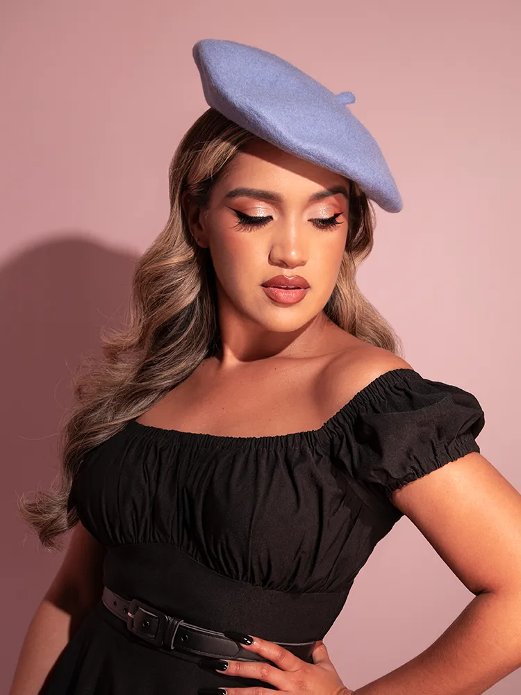 Vintage-Style Beret in Sunset Blue